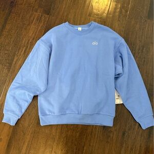 NWT Alo Accolade Crew Neck Pullover Crystal Clear Blue size small